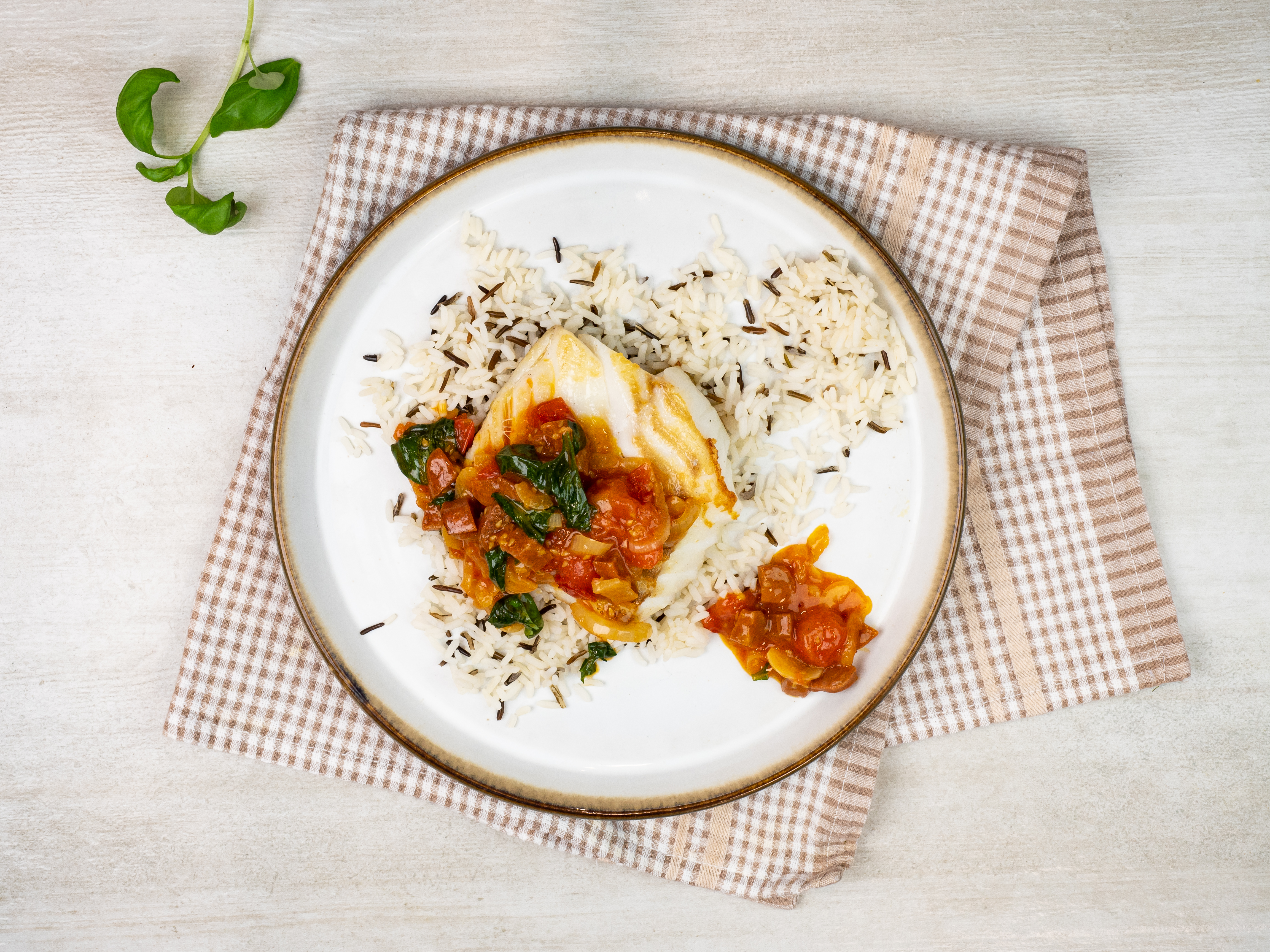 Skrei med tomat- og chorizokompott