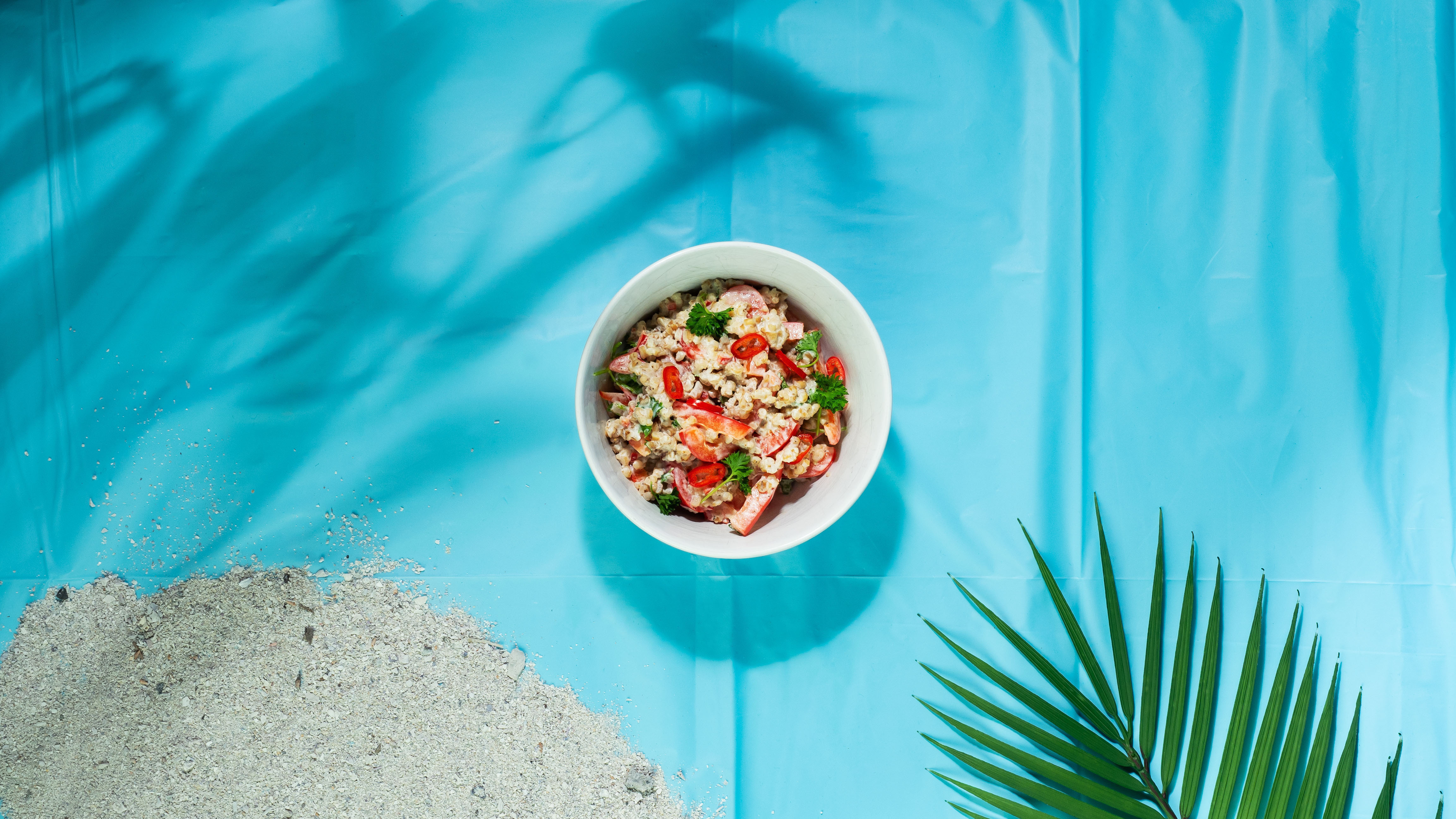 Bolle med byggrynsalat 